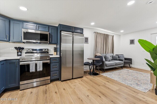 Photo - 1548 N Upland Cir Unit B