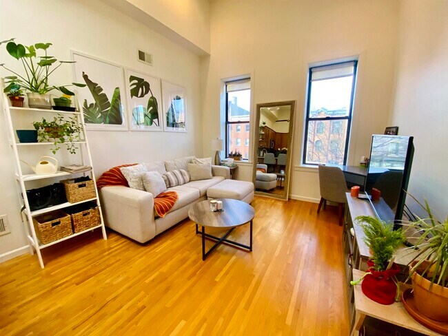 Photo - 123 Washington St Unit 4R