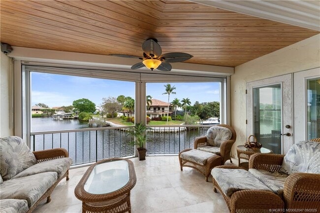 Building Photo - 3901 SE St Lucie Blvd Unit C18 Rental