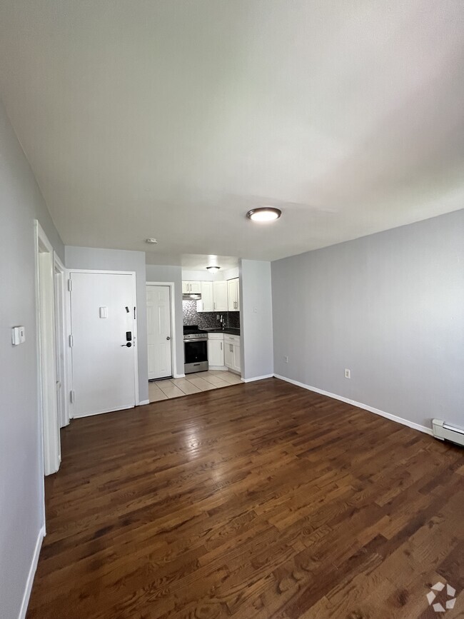 Building Photo - 71 Hancock Ave Unit 2R Rental