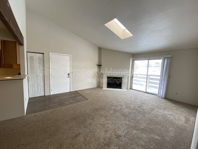 Photo - 3318 S Ammons St Unit 203