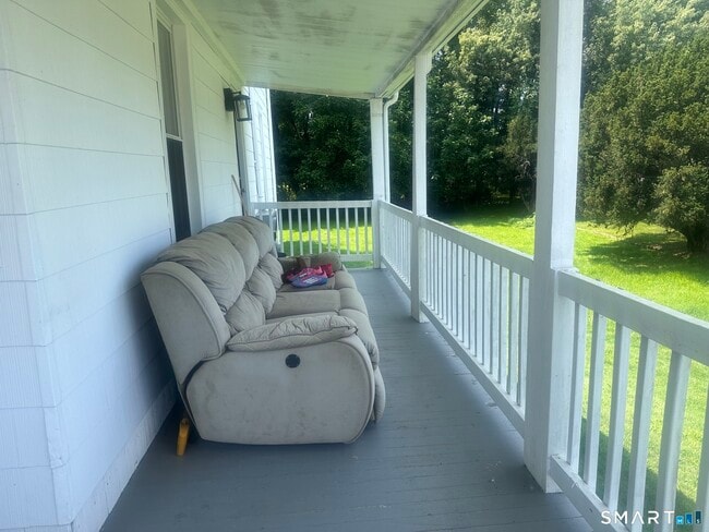 Photo - 205 Forbes St