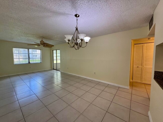 Photo - 6507 Winfield Blvd Unidad 130-C