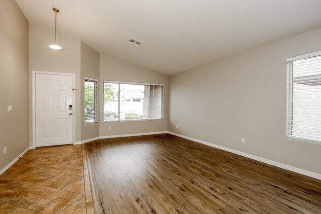 Photo - 20419 N 81st Dr