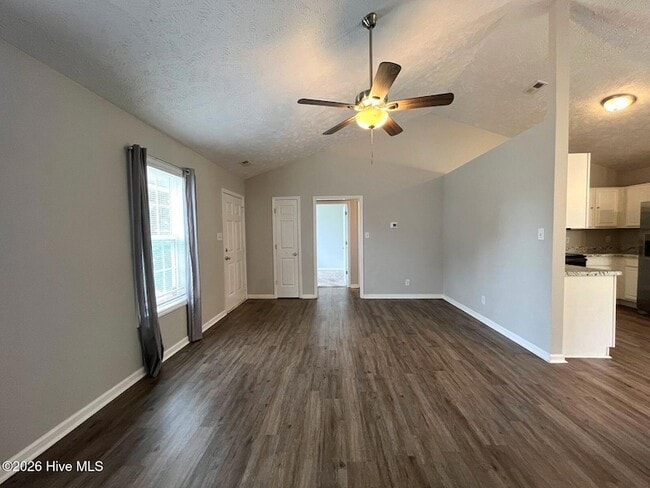 Photo - 477 Northwoods Dr