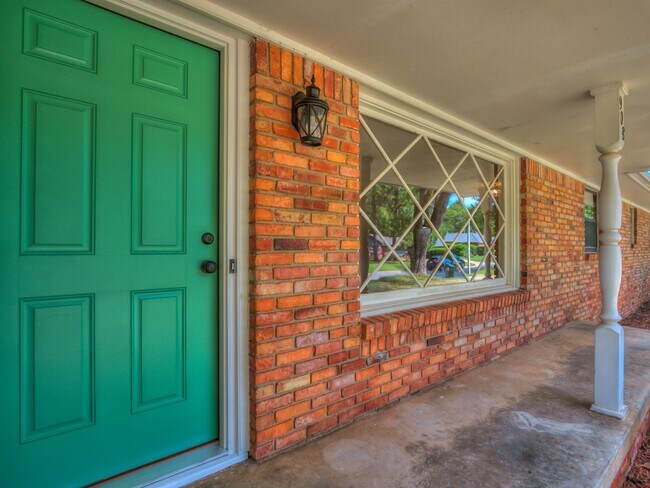 Photo - PRELEASING for Early Aug 2027! Updated (3) Bed, (2) Bath + Additional Living Area!
