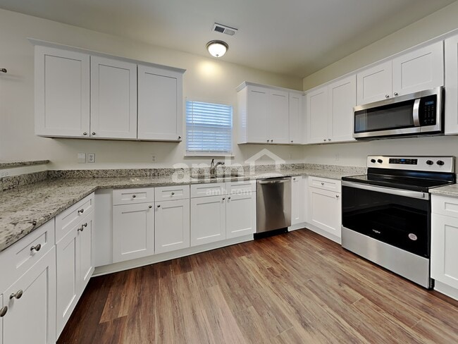 Photo - 4210 Lindsey Ln