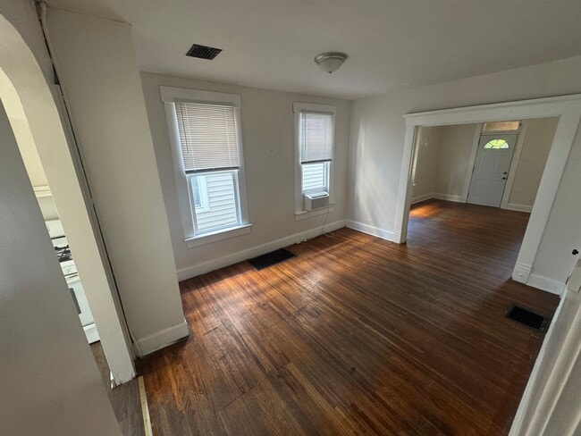 Photo - 65 W Blake Ave