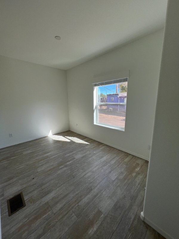 Photo - 2000 E Frontier Ave