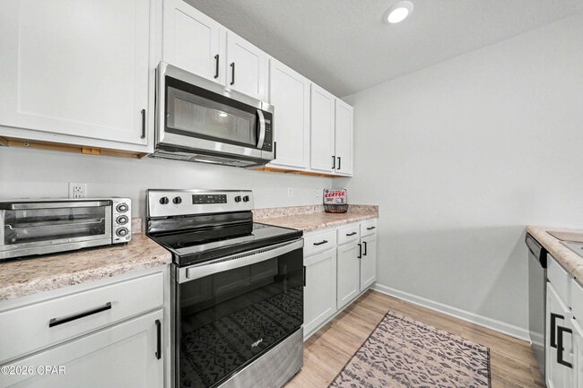 Photo - 6465 Slabinski Ln