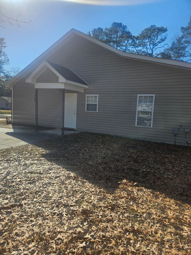 Photo - 203 A S Harding Drive