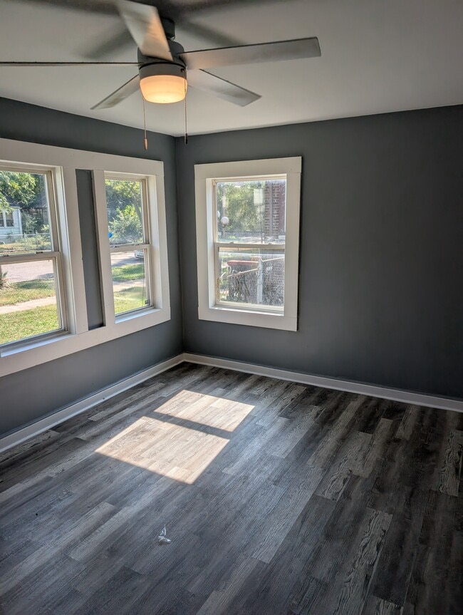 Photo - 846 Georgia St