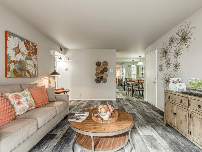 Barcelona Apartments - Living Room