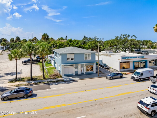 Photo - 1008 E Strawbridge Ave
