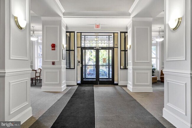 Photo - 1308 Clifton St NW Unit 210