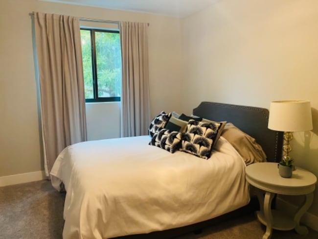 Photo - 947 Arlington Ave N