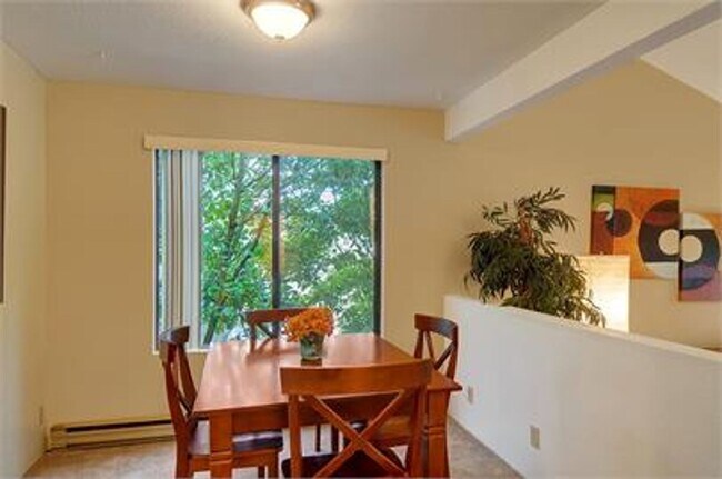 Photo - 2413 NW 62nd St Unit C