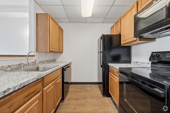 2BR, 1BA - Kitchen