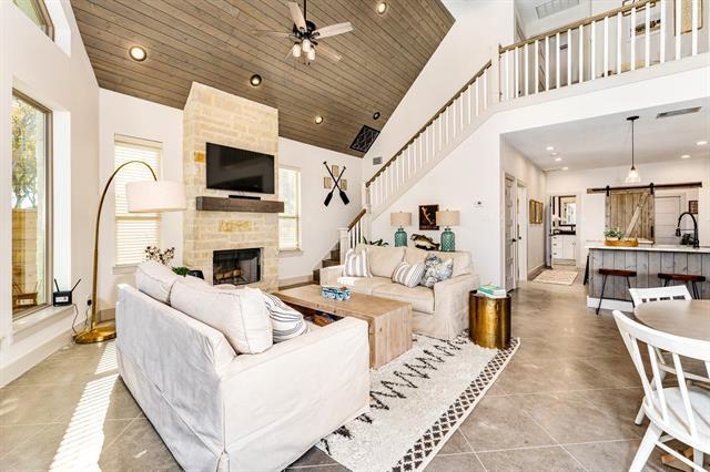 Photo - 131 Deer Island Rd