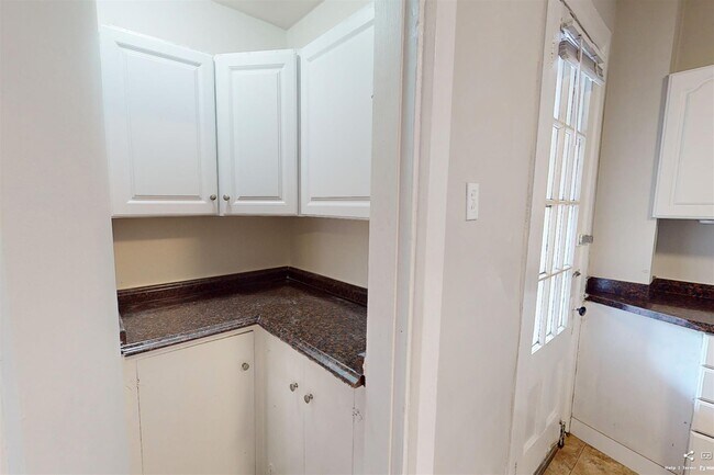 Photo - 63 Dana St Unit 8