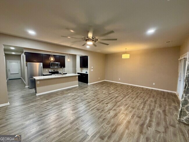 Photo - 543 Monticello Blvd SE