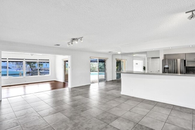 Photo - 2632 SE 10th Ct