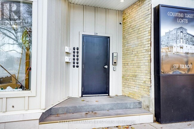 Photo - 537 Talbot St Unité 10