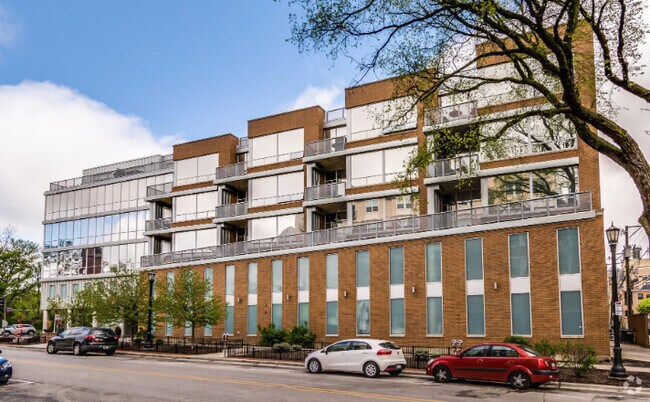 Building Photo - 525 Kedzie St Unit 302 Rental