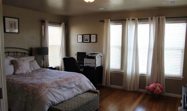 Photo - 1794 E 920 S