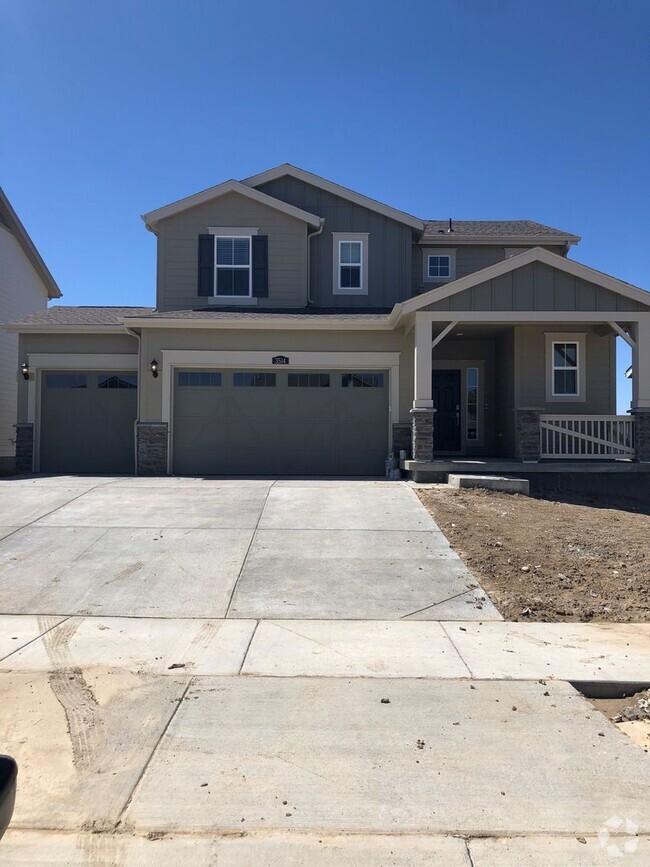 Building Photo - Beautiful Home in Frederick with Solar Pan...