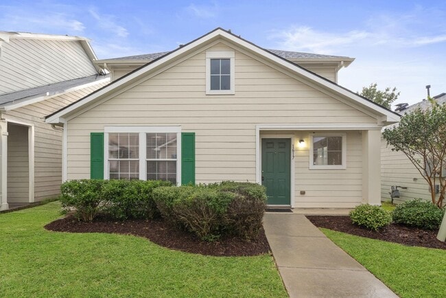 Building Photo - 1617 Nichole Woods Dr