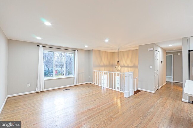 Photo - 9705 Locust Hill Dr