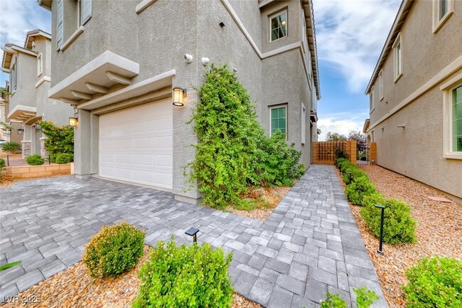 Photo - 164 Kimberlite Dr