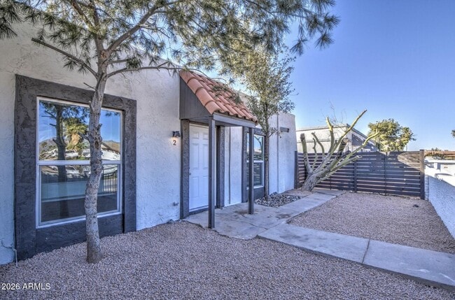 Building Photo - 2580 S Yavapai Rd Unit 2