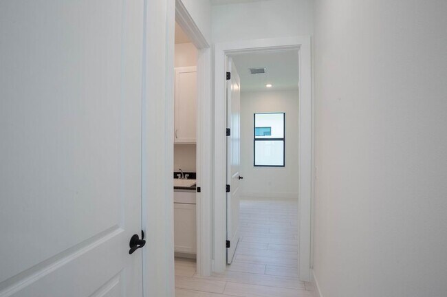 Photo - 5576 Captiva Ln