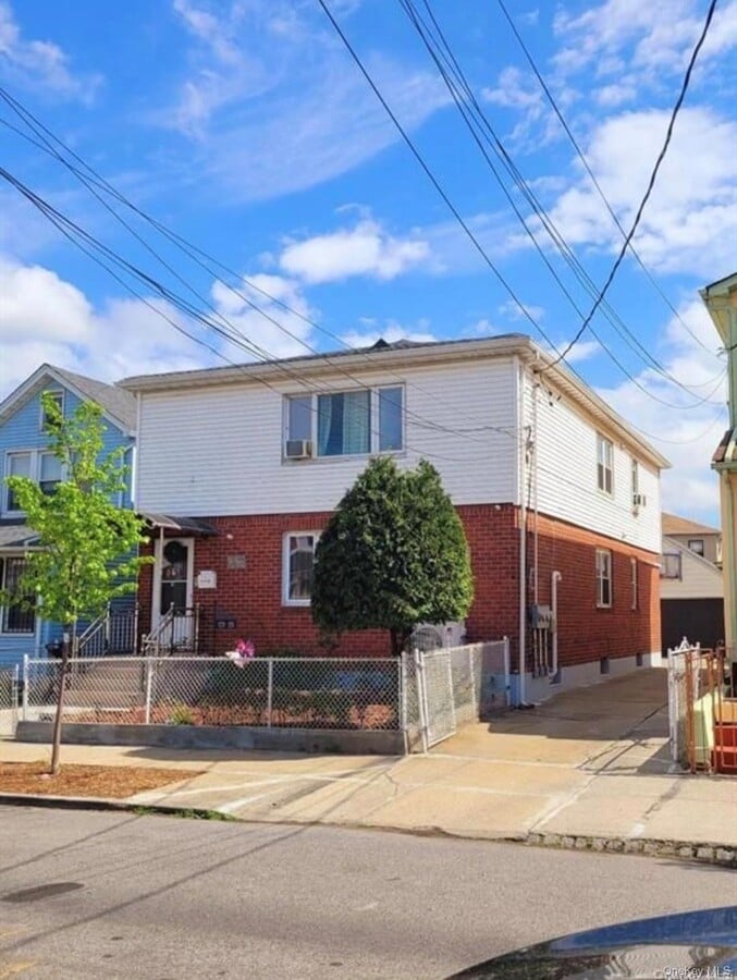 Photo - 171-28 103rd Rd