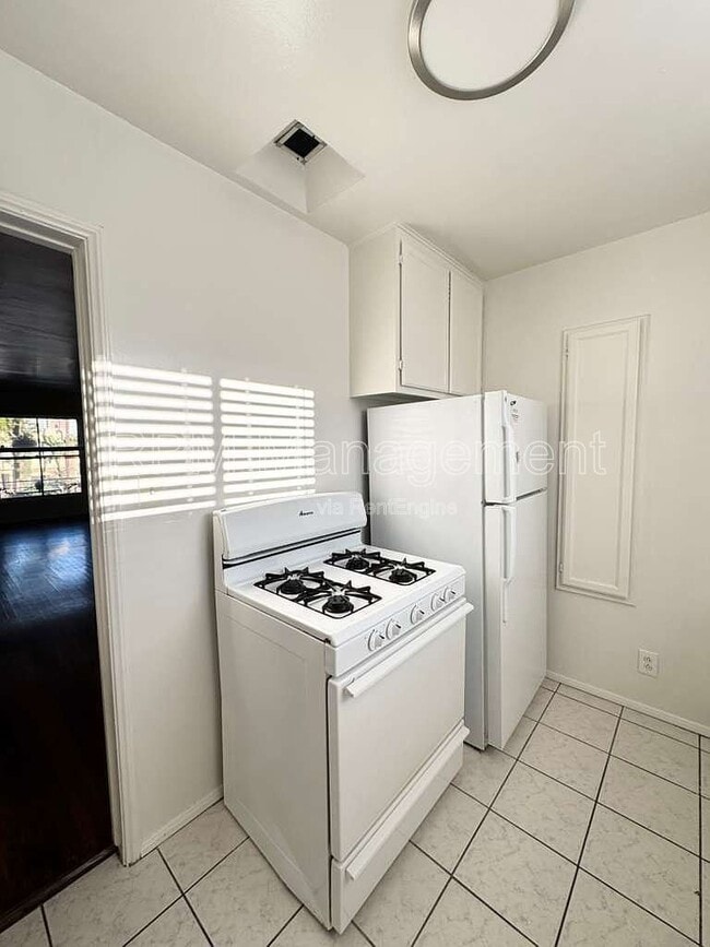 Photo - 7030 La Tijera Blvd Unit 7030 1/2