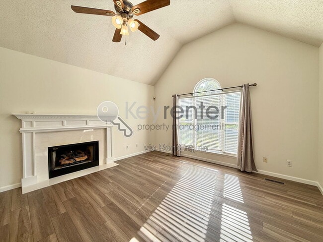 Photo - 5515 Misty Valley Dr