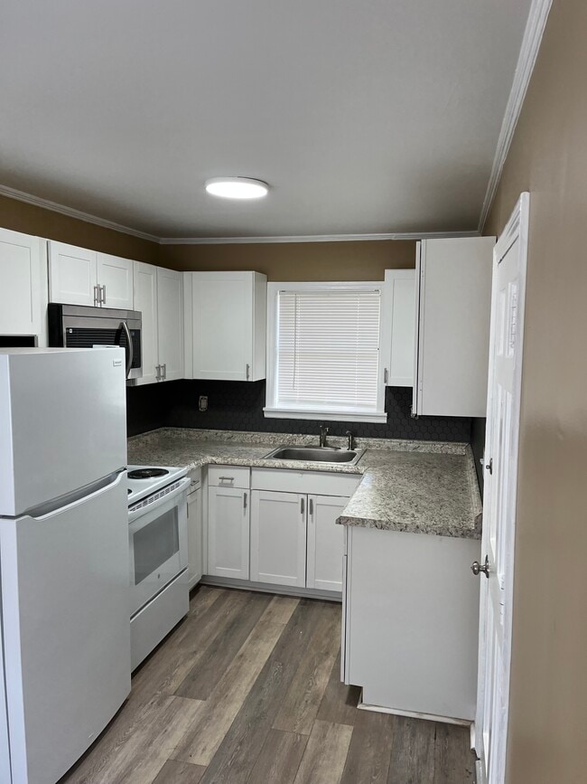 Photo - 2902 Shelby Dr