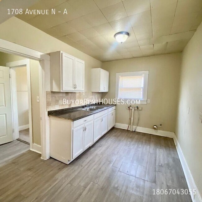 Photo - PRICE REDUCTION! $199 Move-In Special (+ a... Unit A