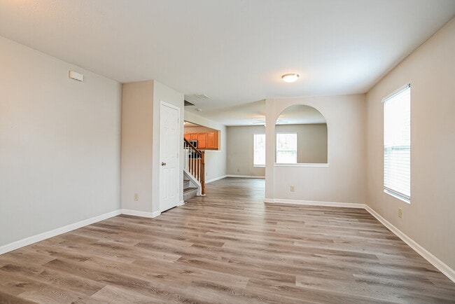 Photo - 1528 Bray Dr