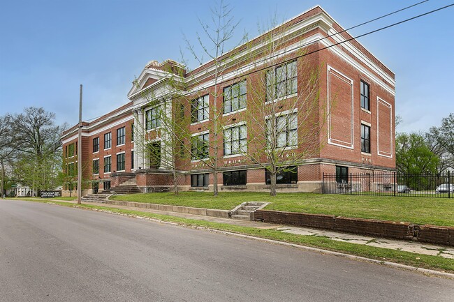 Photo - 217 E Deaderick St Townhome