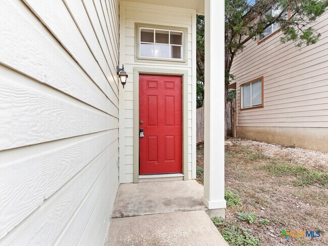 Photo - 825 Sagewood Trail