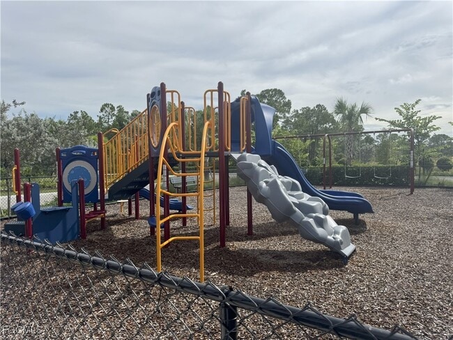 Building Photo - 1023 Caloosa Breeze Dr