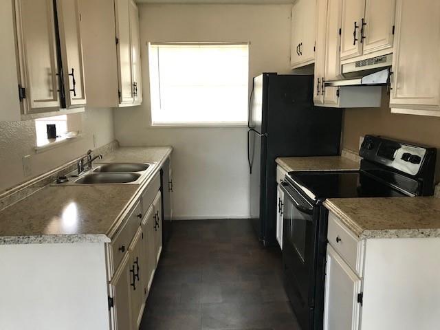 Photo - 5226 Waldemar St