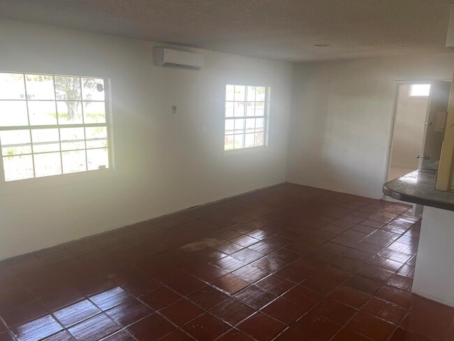 Photo - 4004 E Shore Rd