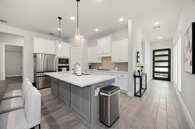 Photo - 2122 Germander Ln