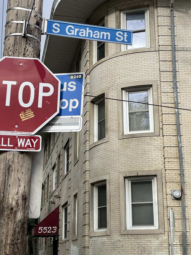 Bus stop conveniently located across the street - 5523 Ellsworth Ave Unit #7B