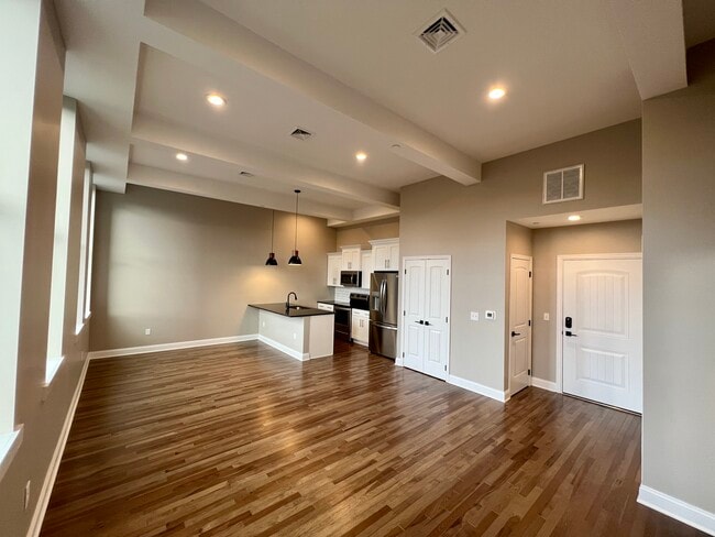33 E Northampton St Unit 203