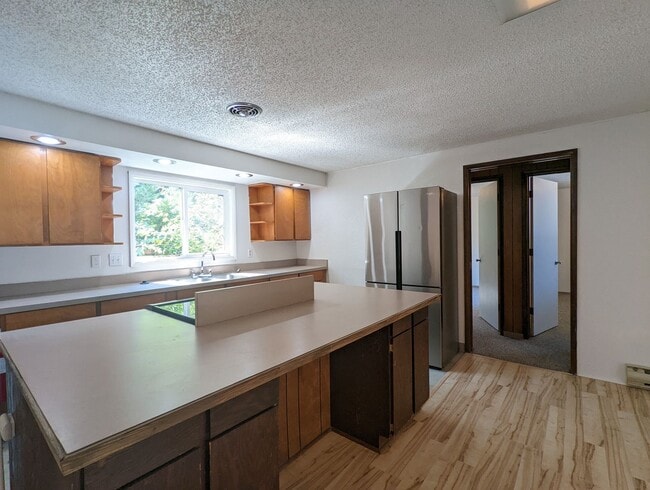 Photo - Nice 3-Bedroom, 1-Bath Duplex in Eugene!